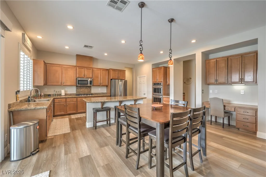 8216 Tursi Lodge, Las Vegas, NV 89131
