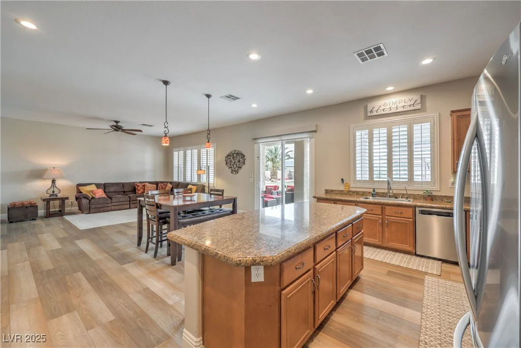 8216 Tursi Lodge, Las Vegas, NV 89131