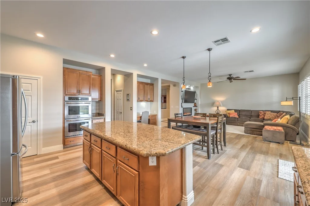 8216 Tursi Lodge, Las Vegas, NV 89131