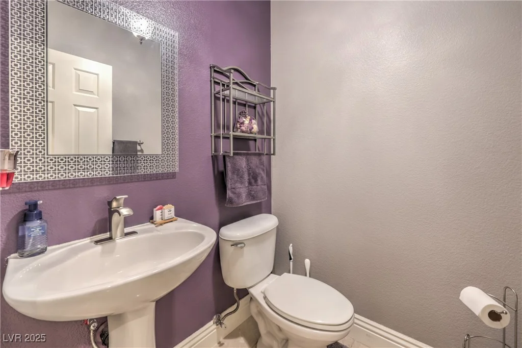 8216 Tursi Lodge, Las Vegas, NV 89131
