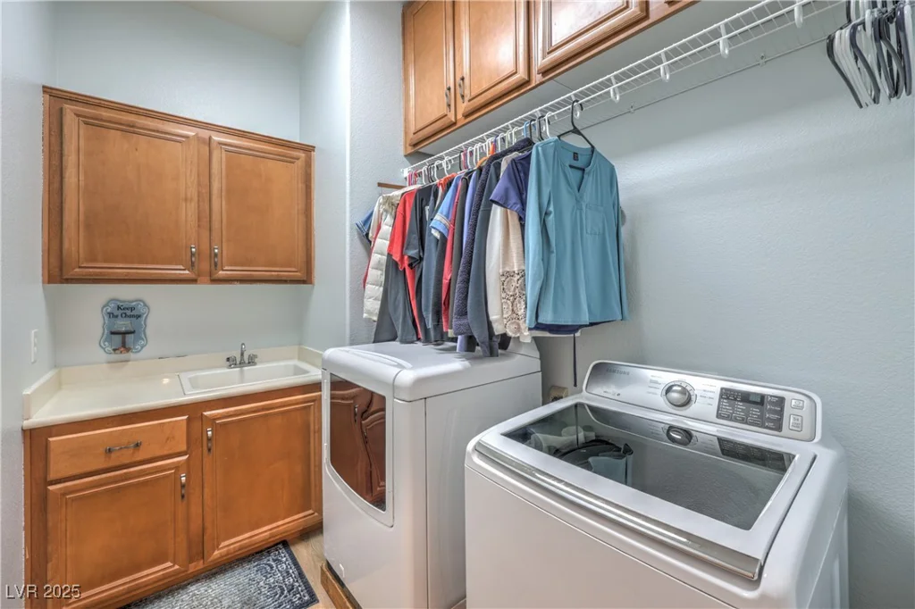 8216 Tursi Lodge, Las Vegas, NV 89131