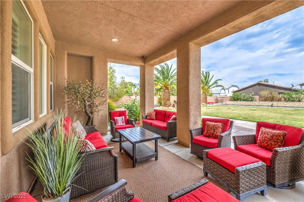 8216 Tursi Lodge, Las Vegas, NV 89131