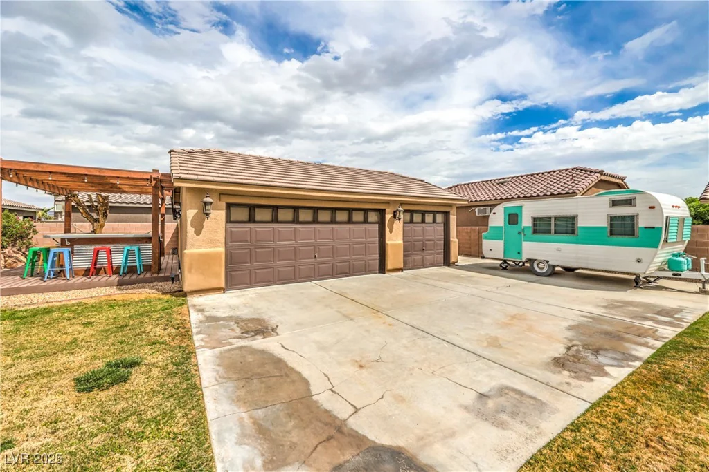 8216 Tursi Lodge, Las Vegas, NV 89131
