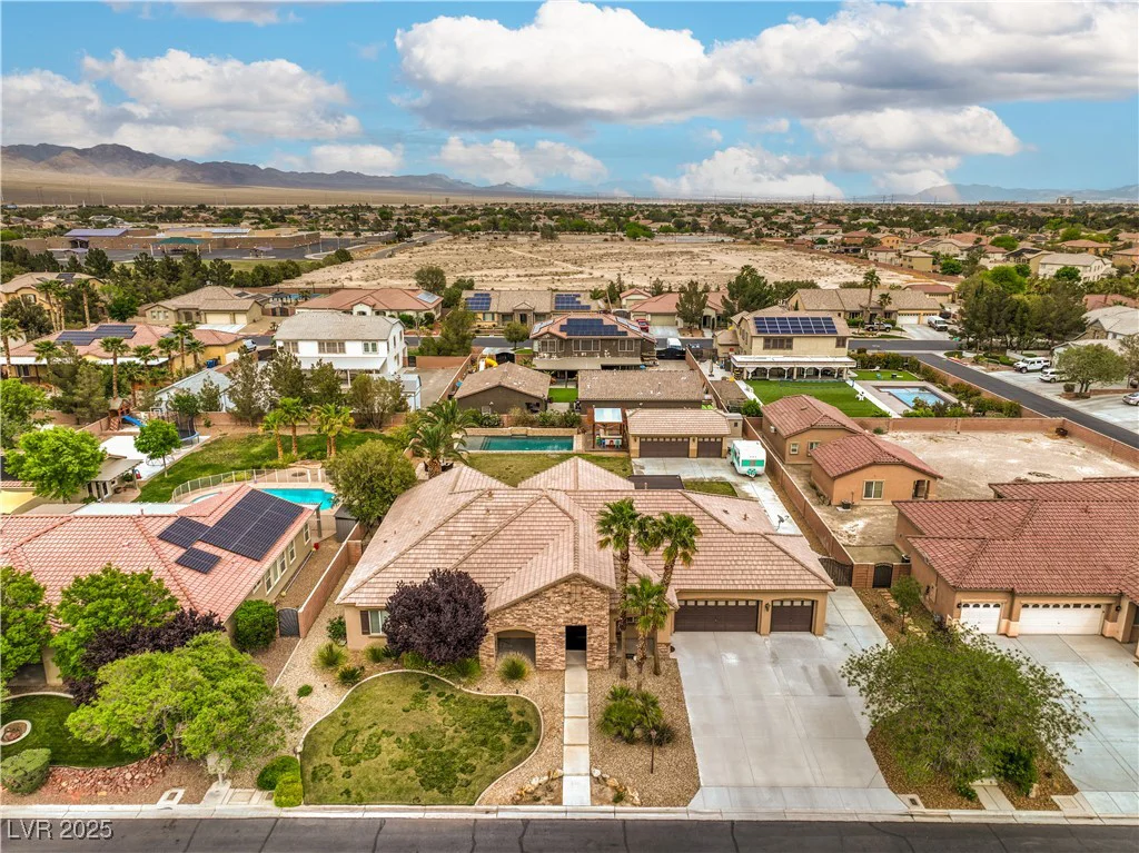 8216 Tursi Lodge, Las Vegas, NV 89131