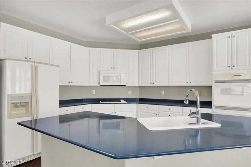 8612 Chiquita, Las Vegas, NV 89128