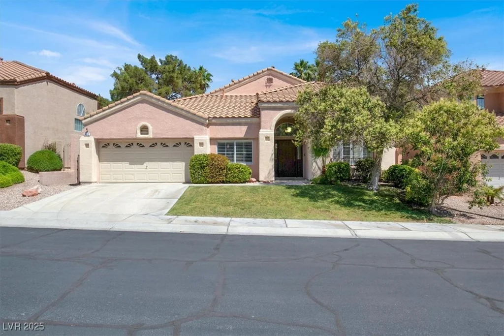 8612 Chiquita, Las Vegas, NV 89128