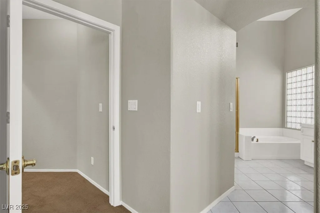 8612 Chiquita, Las Vegas, NV 89128