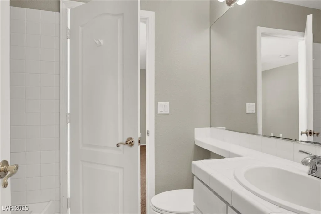 8612 Chiquita, Las Vegas, NV 89128