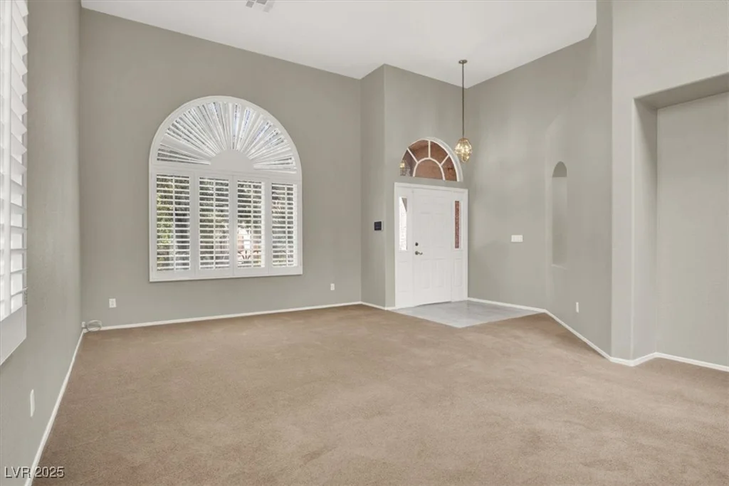 8612 Chiquita, Las Vegas, NV 89128