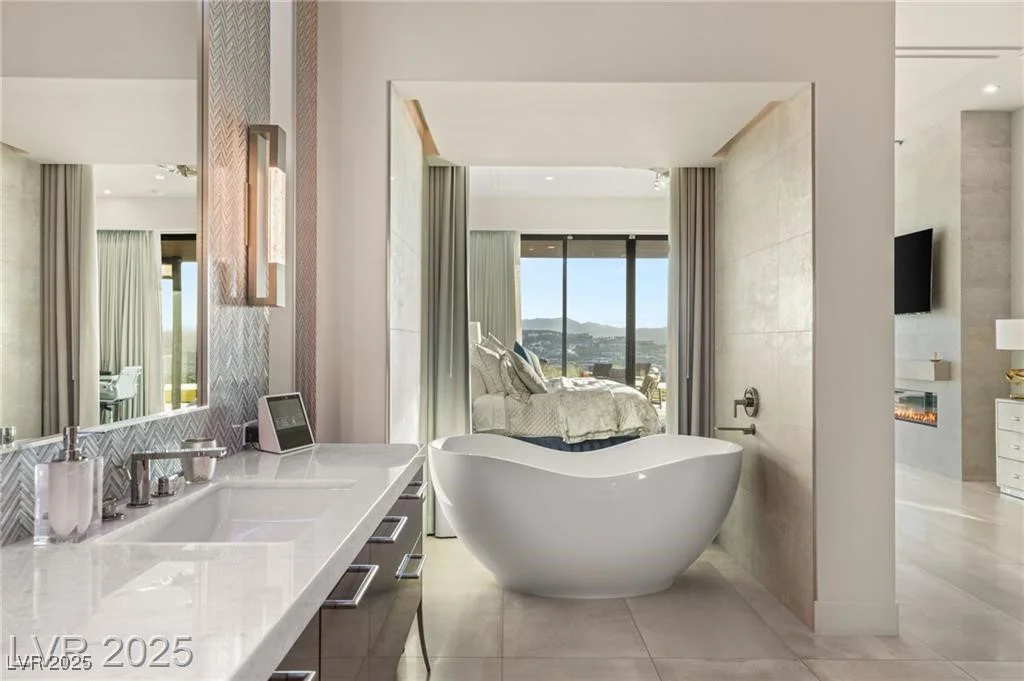 515 Serenity Point, Henderson, NV 89012