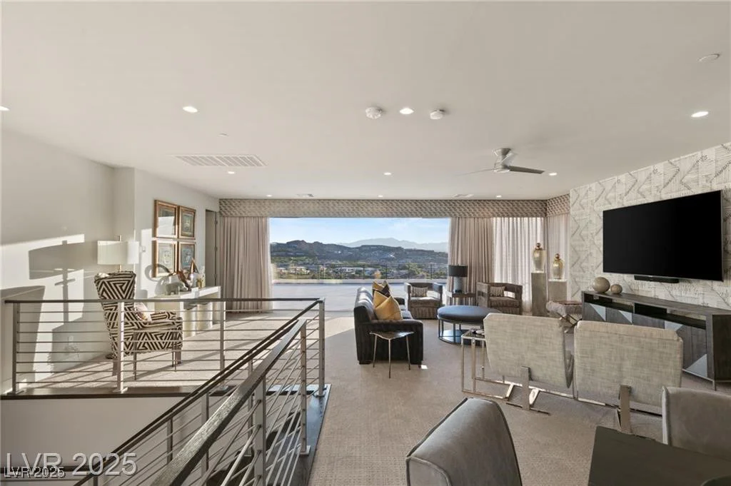 515 Serenity Point, Henderson, NV 89012