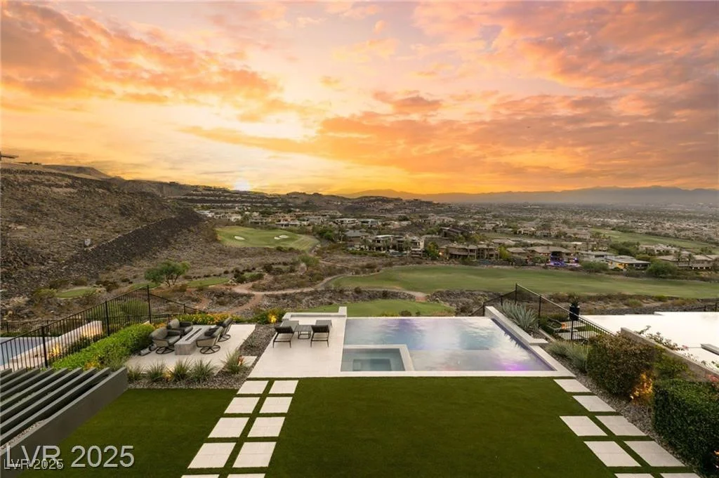 515 Serenity Point, Henderson, NV 89012