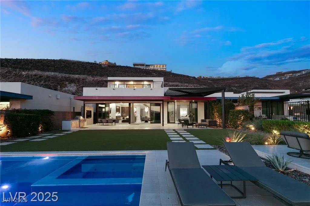 515 Serenity Point, Henderson, NV 89012