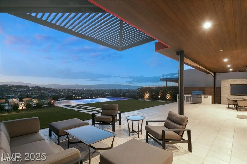 515 Serenity Point, Henderson, NV 89012