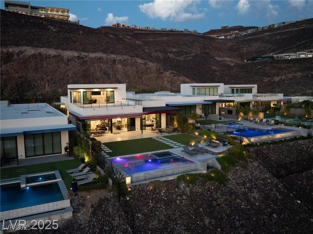 515 Serenity Point, Henderson, NV 89012
