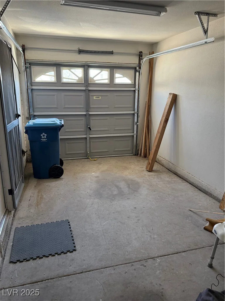 6766 Sebring, Las Vegas, NV 89103