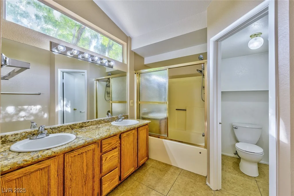 8231 Burnt Sienna, Las Vegas, NV 89123