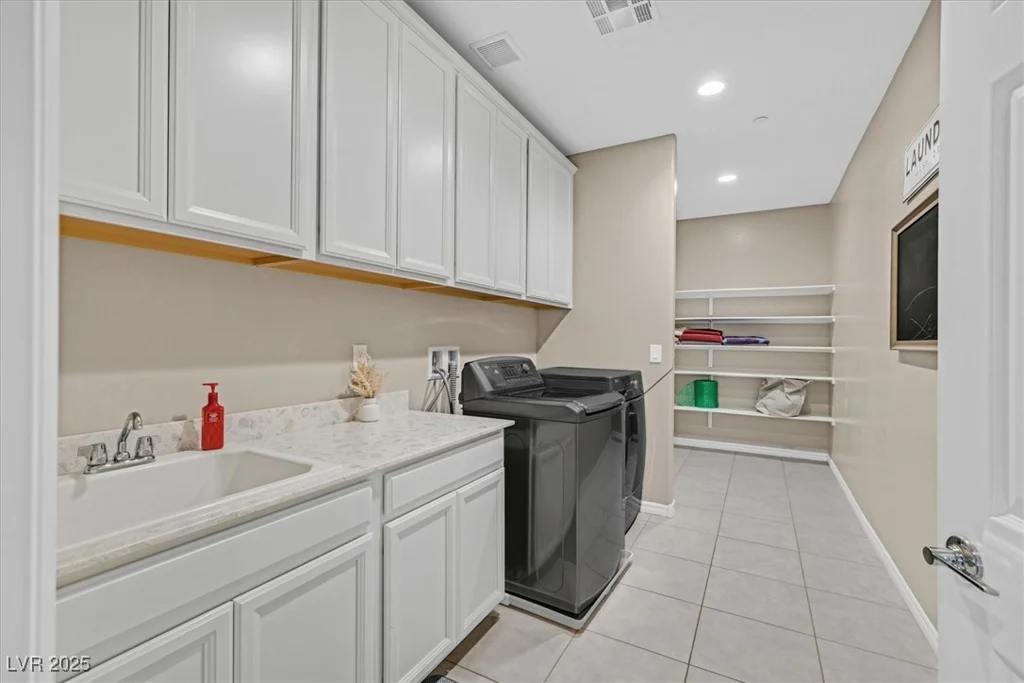 404 Lost Horizon, Henderson, NV 89002