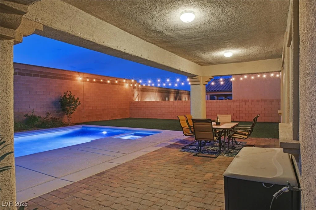 404 Lost Horizon, Henderson, NV 89002