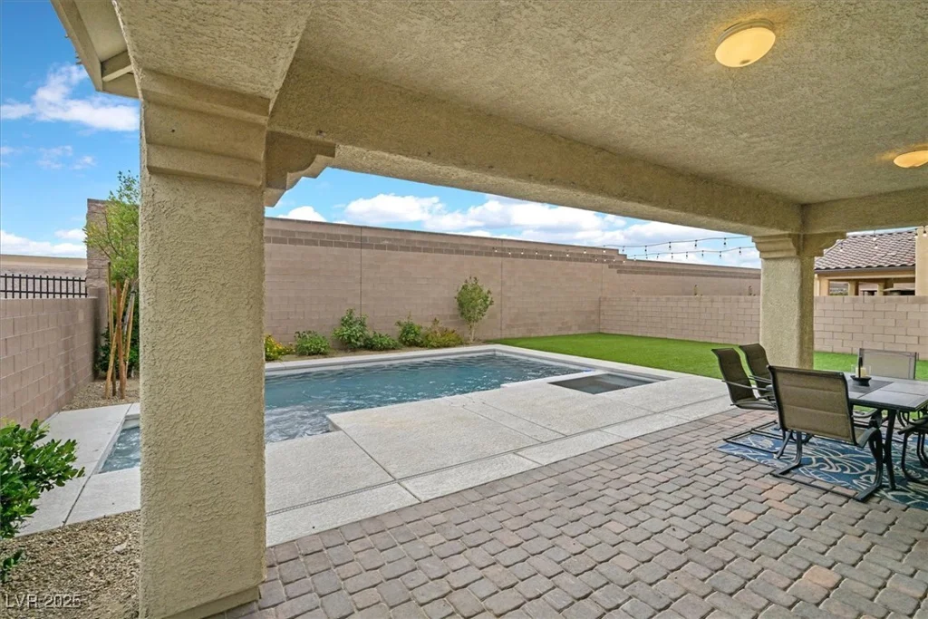 404 Lost Horizon, Henderson, NV 89002