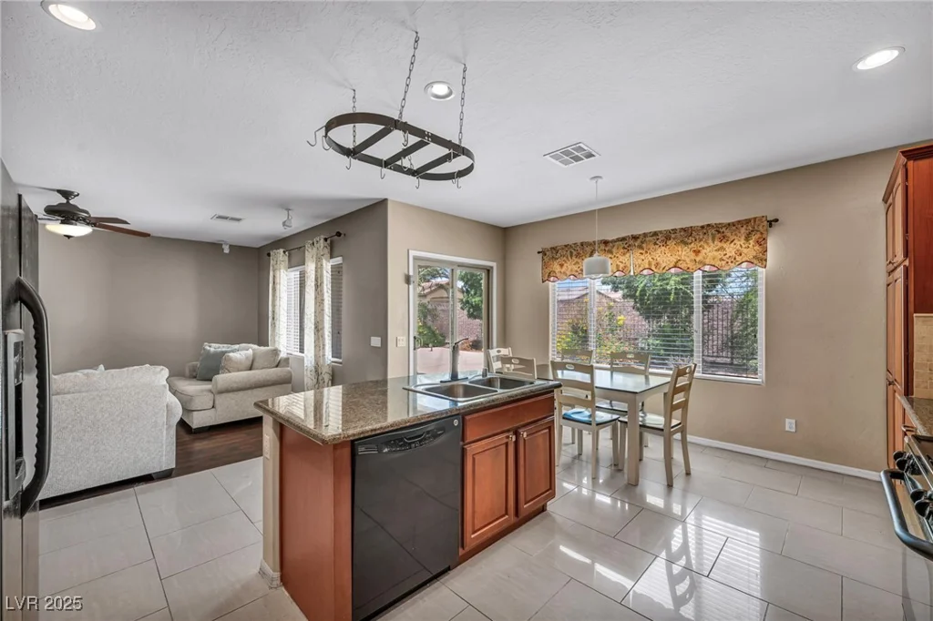 5992 Quintillion, Las Vegas, NV 89122