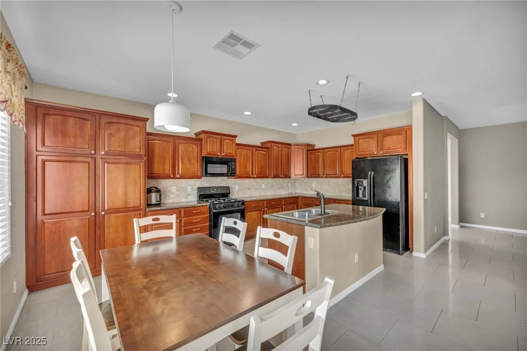 5992 Quintillion, Las Vegas, NV 89122