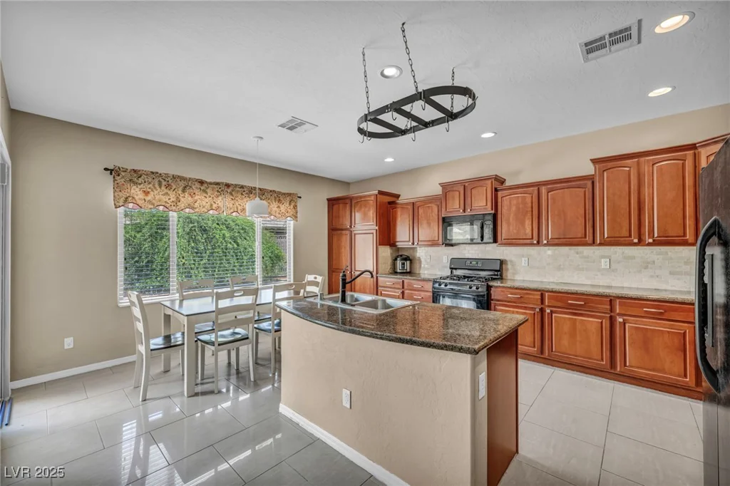 5992 Quintillion, Las Vegas, NV 89122