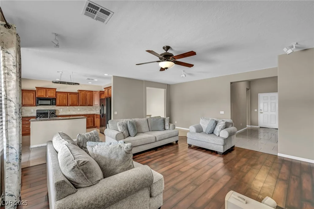 5992 Quintillion, Las Vegas, NV 89122