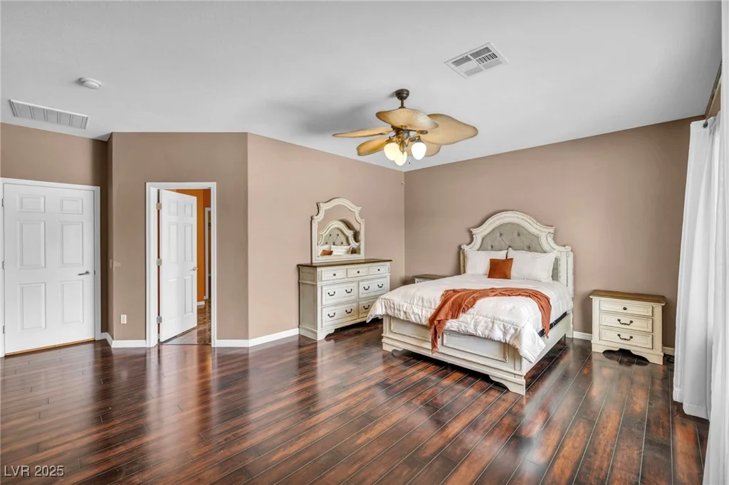 5992 Quintillion, Las Vegas, NV 89122