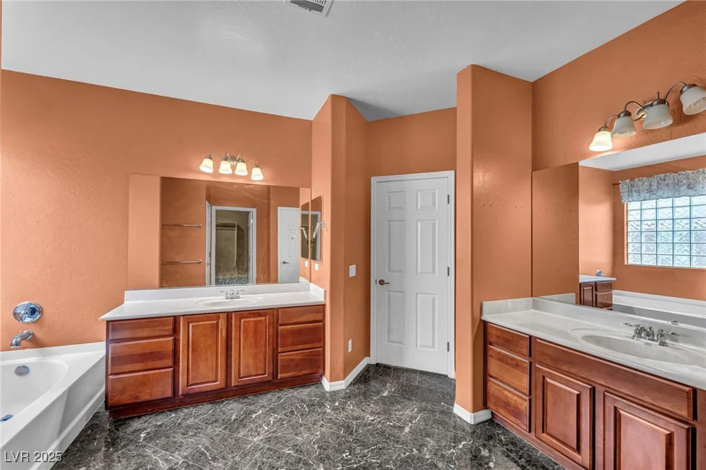5992 Quintillion, Las Vegas, NV 89122