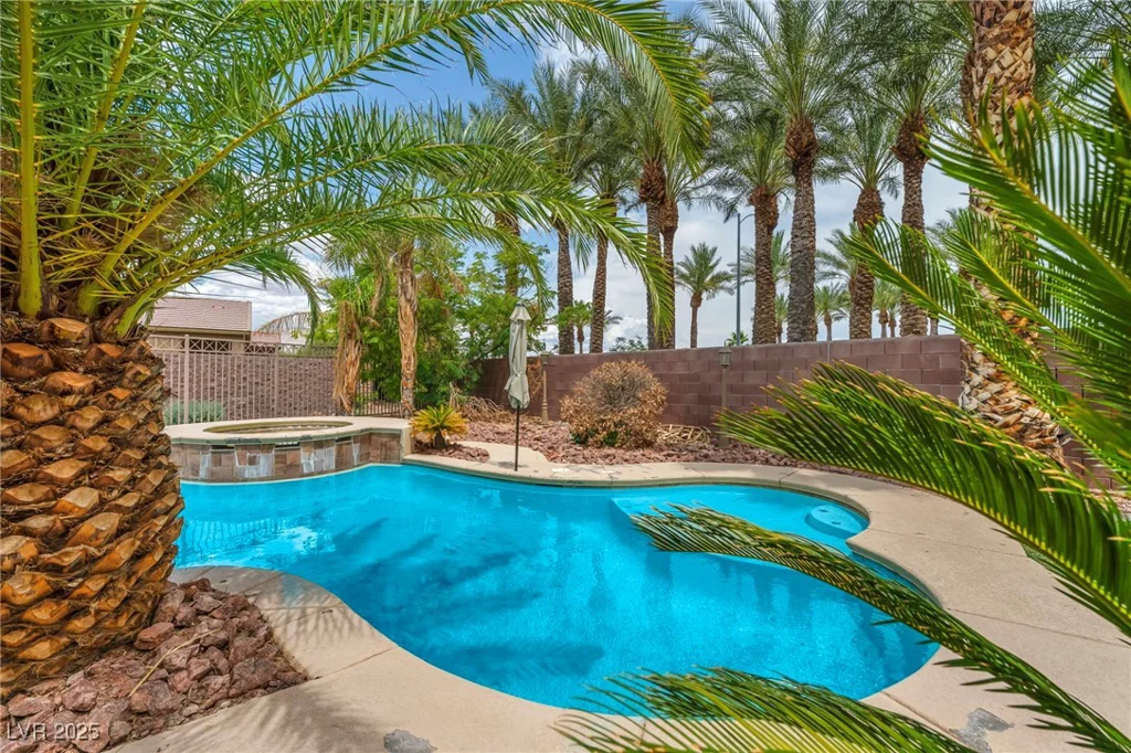 5992 Quintillion, Las Vegas, NV 89122