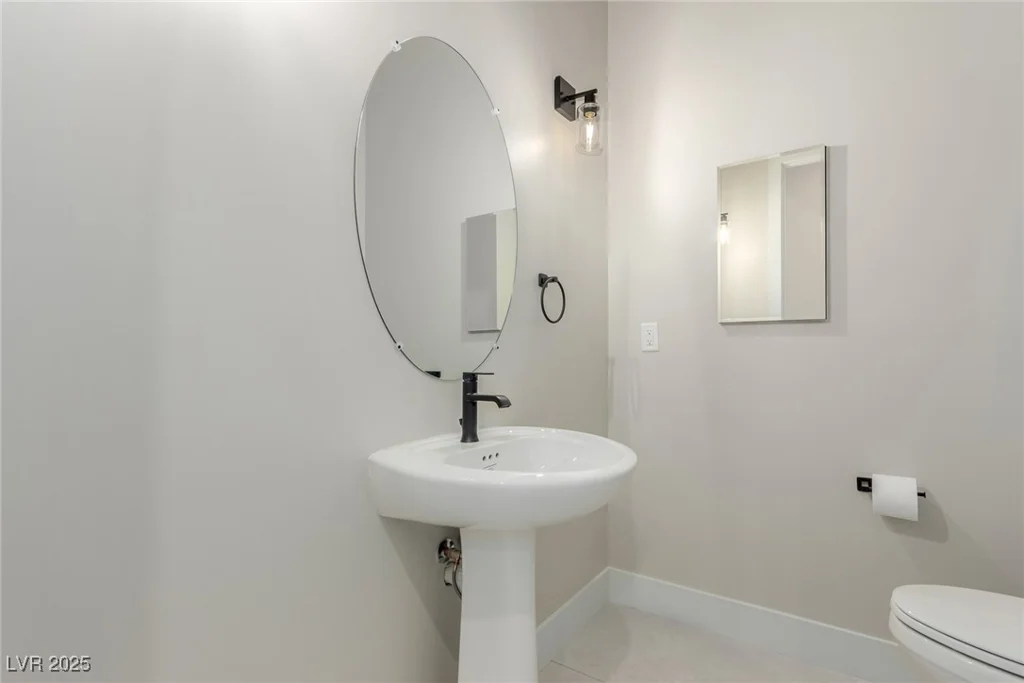 7062 Maverick, Las Vegas, NV 89131