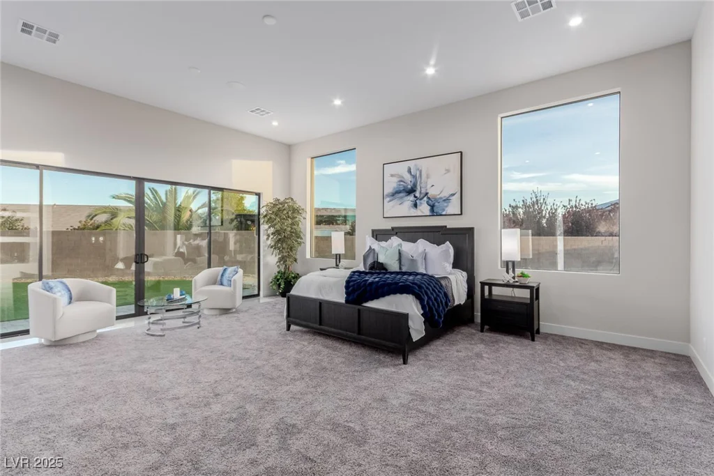 7062 Maverick, Las Vegas, NV 89131