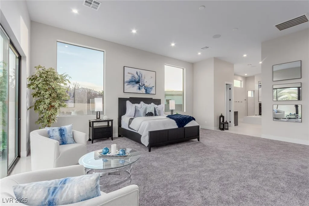 7062 Maverick, Las Vegas, NV 89131