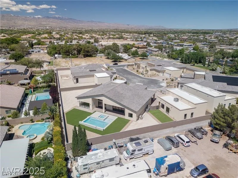 7062 Maverick, Las Vegas, NV 89131