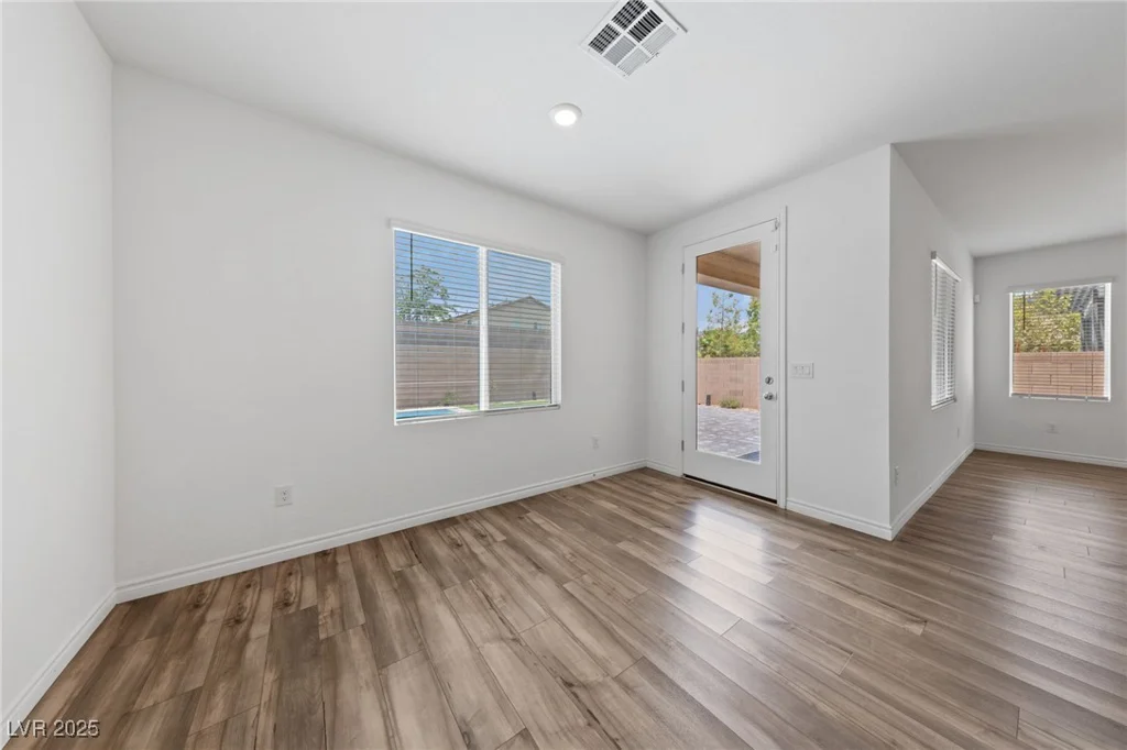 9839 Berkley Brook, Las Vegas, NV 89141
