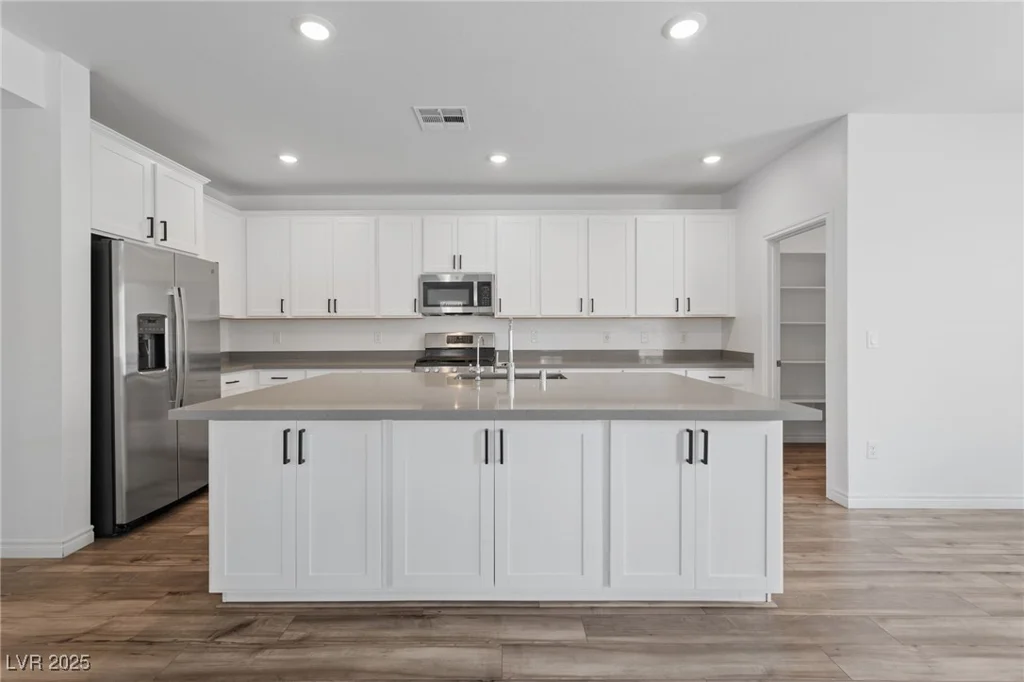 9839 Berkley Brook, Las Vegas, NV 89141