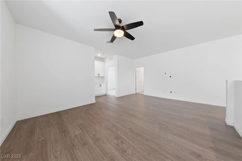 9839 Berkley Brook, Las Vegas, NV 89141
