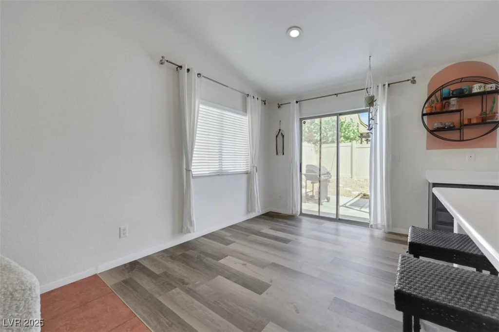 520 Blackbird Knoll, North Las Vegas, NV 89084