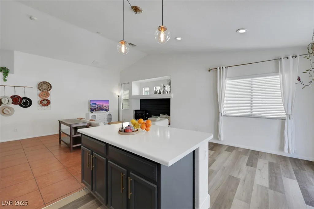 520 Blackbird Knoll, North Las Vegas, NV 89084