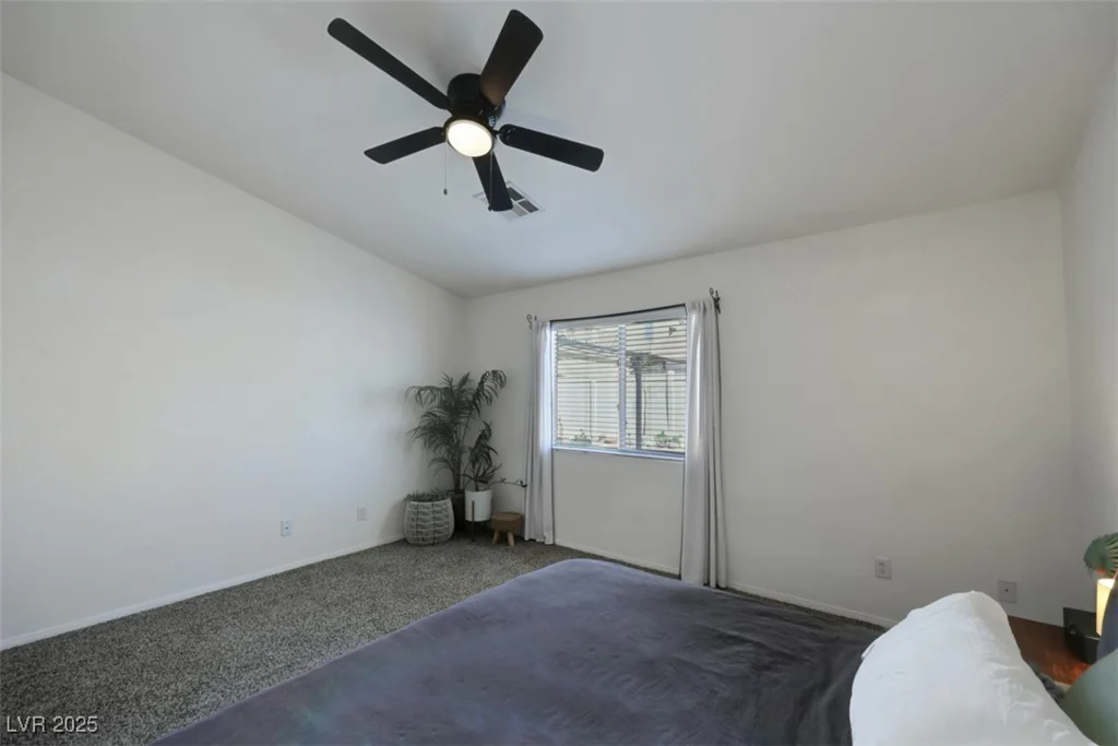 520 Blackbird Knoll, North Las Vegas, NV 89084