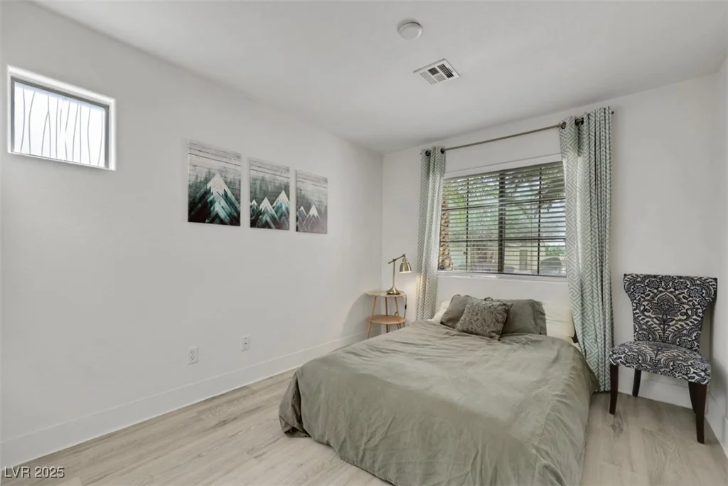 520 Blackbird Knoll, North Las Vegas, NV 89084
