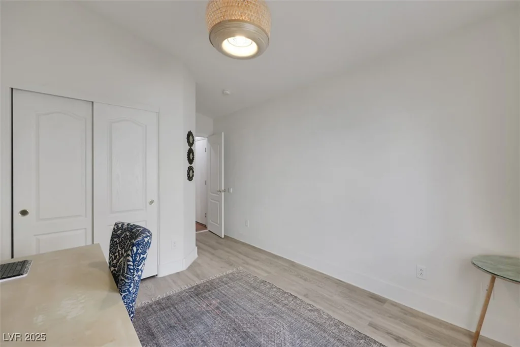 520 Blackbird Knoll, North Las Vegas, NV 89084