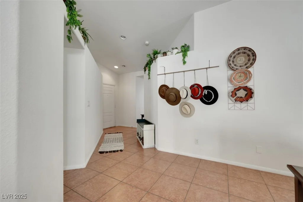 520 Blackbird Knoll, North Las Vegas, NV 89084