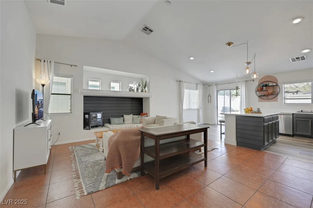 520 Blackbird Knoll, North Las Vegas, NV 89084