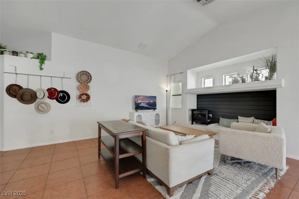 520 Blackbird Knoll, North Las Vegas, NV 89084
