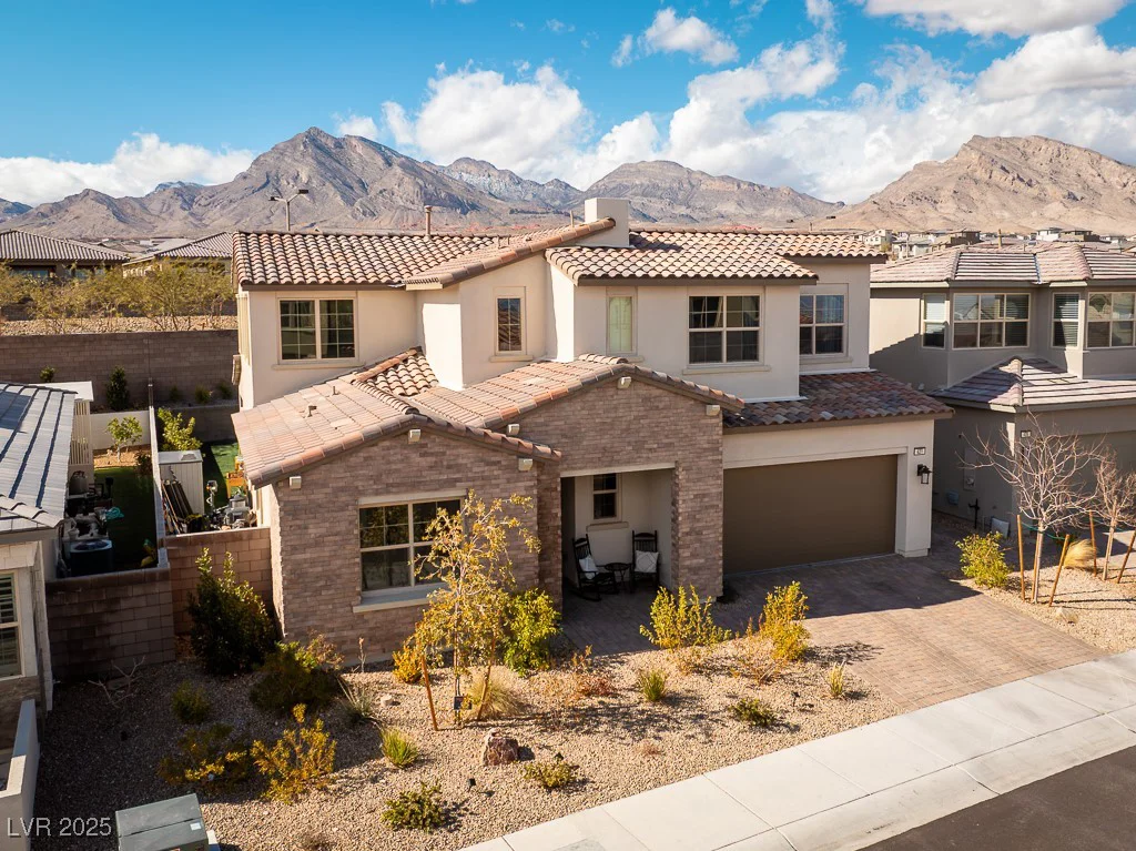 421 Malpaso, Las Vegas, NV 89138