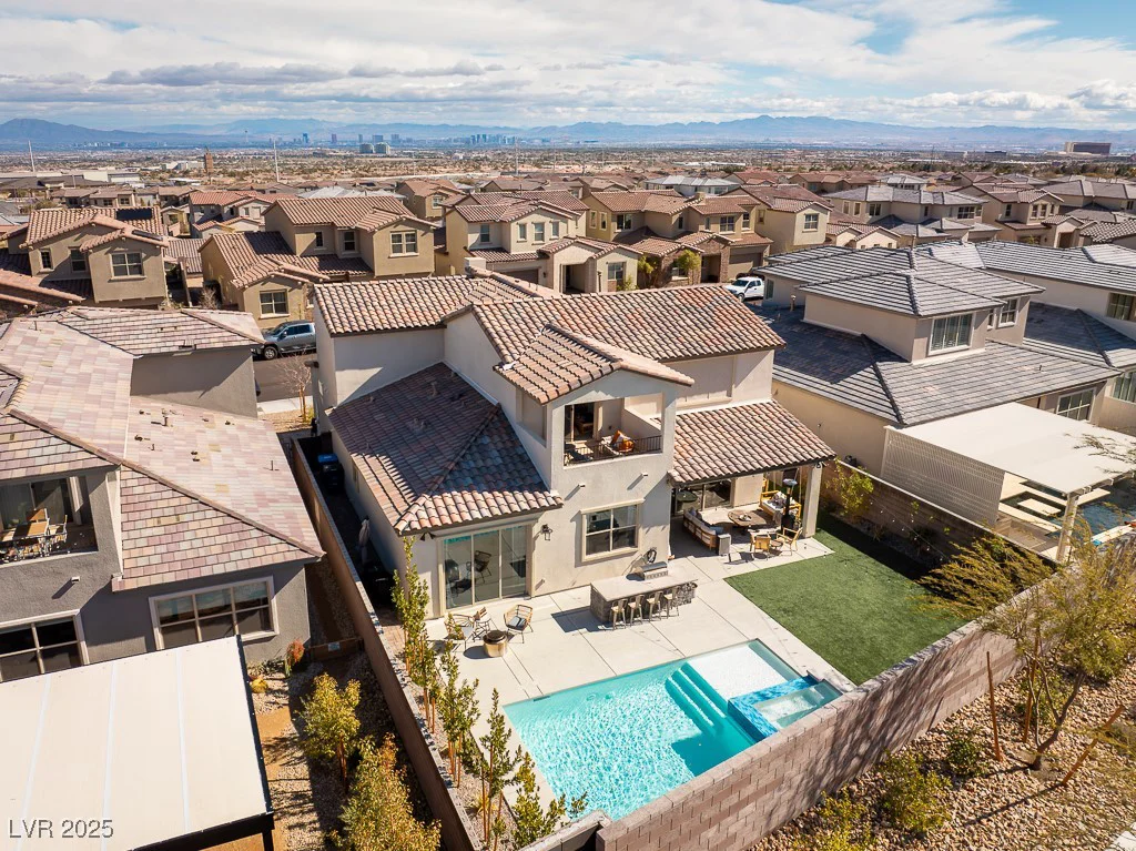 421 Malpaso, Las Vegas, NV 89138