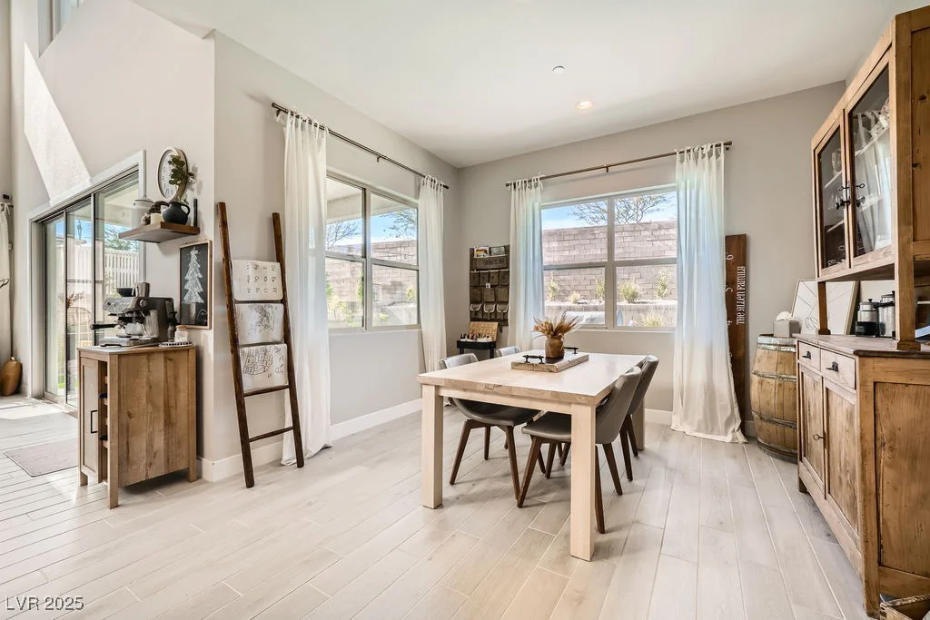 421 Malpaso, Las Vegas, NV 89138