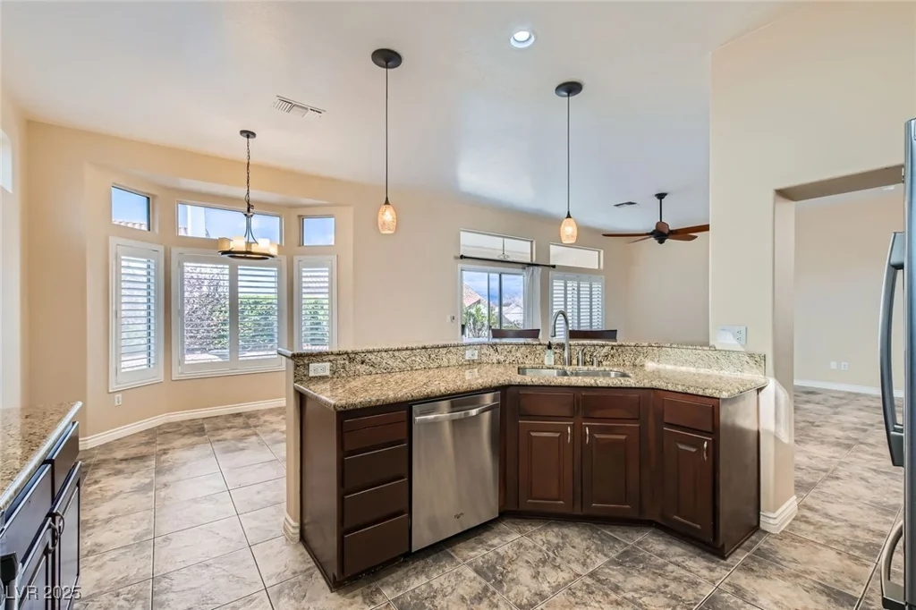 9920 Netherton, Las Vegas, NV 89134